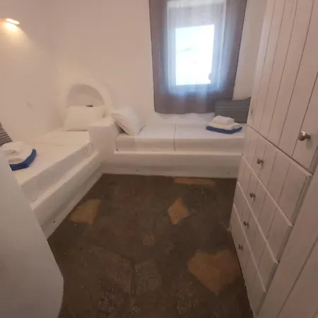 Villa Crystal 4 *